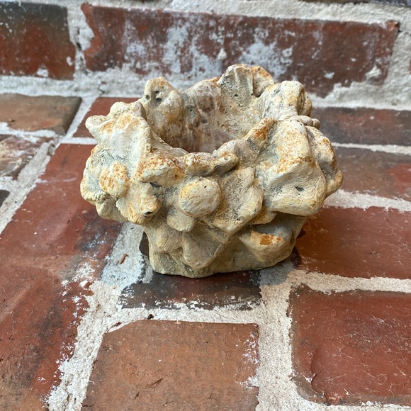 Hayes Parker Signed Stonecast Collection for Faroy Votive Holder - Picture 6 of 13